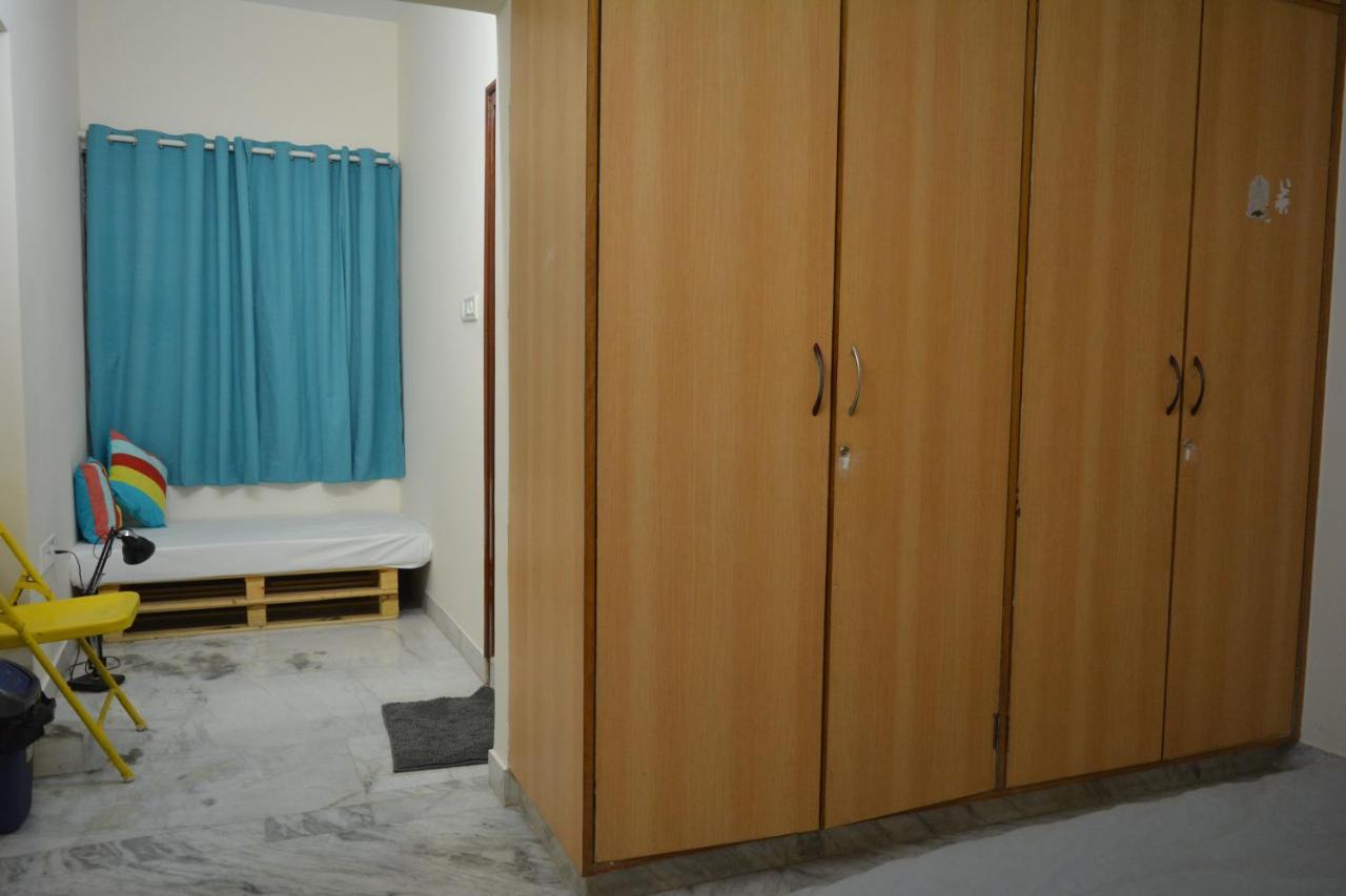 Chirpy Co-Living Space & Hostel บังกาลอร์ ภายนอก รูปภาพ